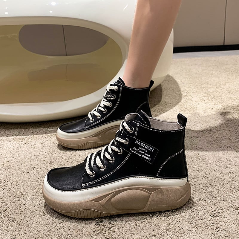 Botas ultra-confortáveis com sola grossa