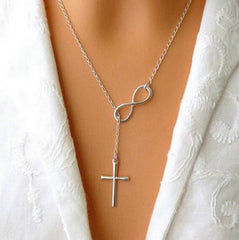 Colar com Símbolo do Infinito e Crucifixo